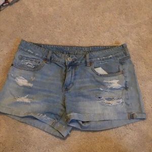 american eagle size 14 ripped jean shorts